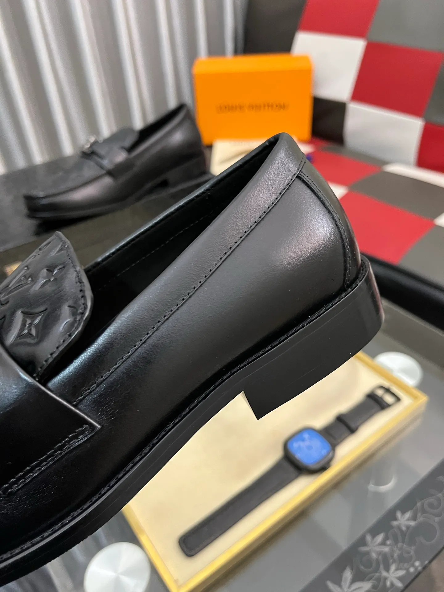 Men's Men's Shoes Men's Men's Shoes 💰520⌚️⌚️[LV] The most popular classic Louis Vuitton leather shoes. Synchronized with the official website, the upper adopts Italian imported upper embossing➕comfortable cowhide lining, fashionable atmosphere, unique brand and unique craftsmanship. Highlighting the hot style of the new year. Stop hesitating, stop wandering, get it now. Code number: 38--44. 3️⃣colors available